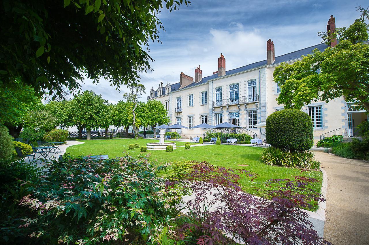 Hotel Restaurants & Spa Perier Du Bignon Laval  Ngoại thất bức ảnh