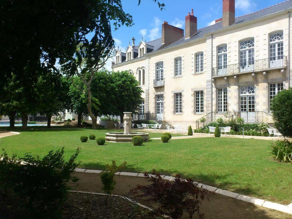 Hotel Restaurants & Spa Perier Du Bignon Laval  Ngoại thất bức ảnh